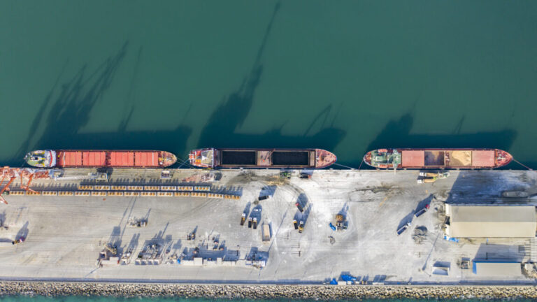 cargo ship port 1152x648